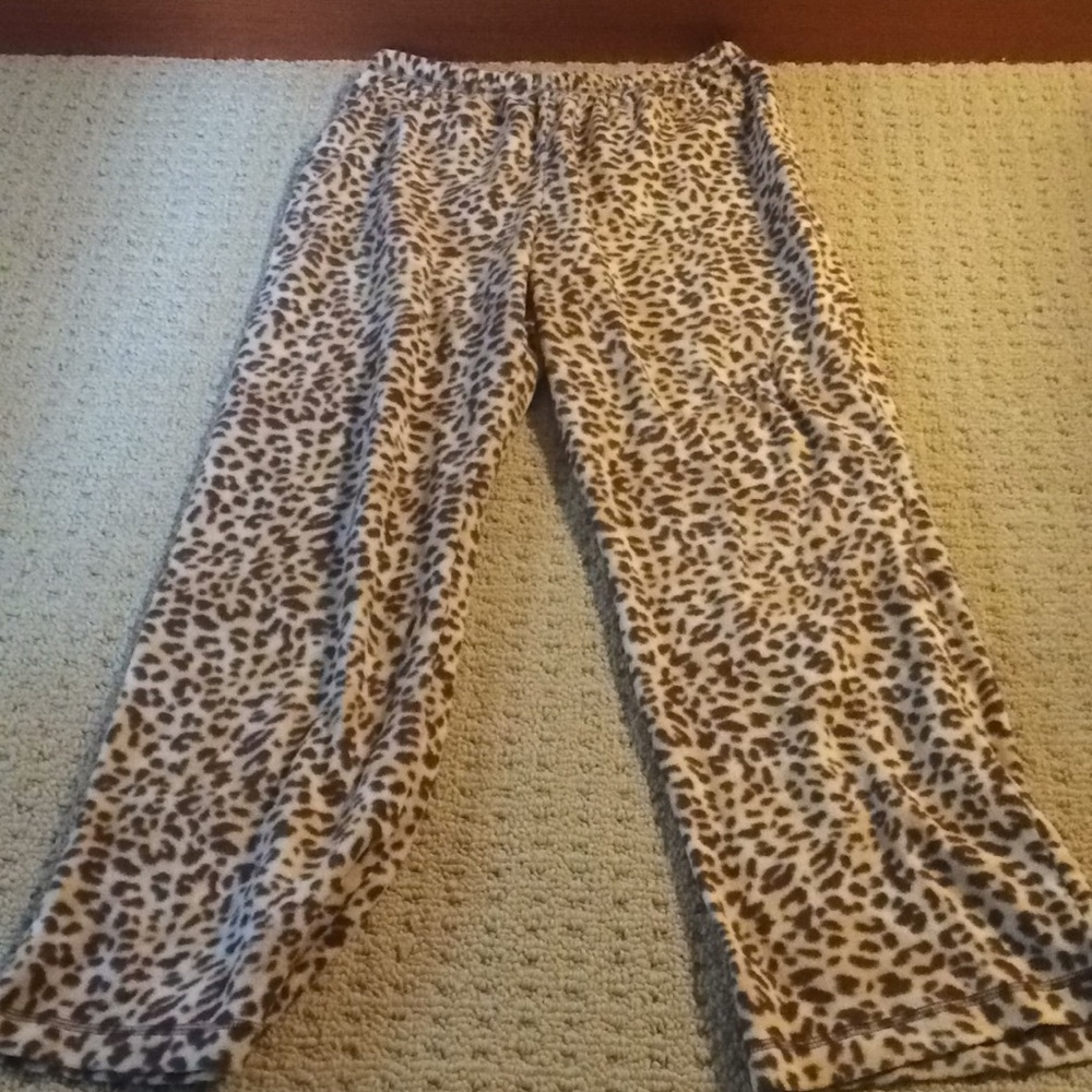 Comfy Lepord print pajama pants
